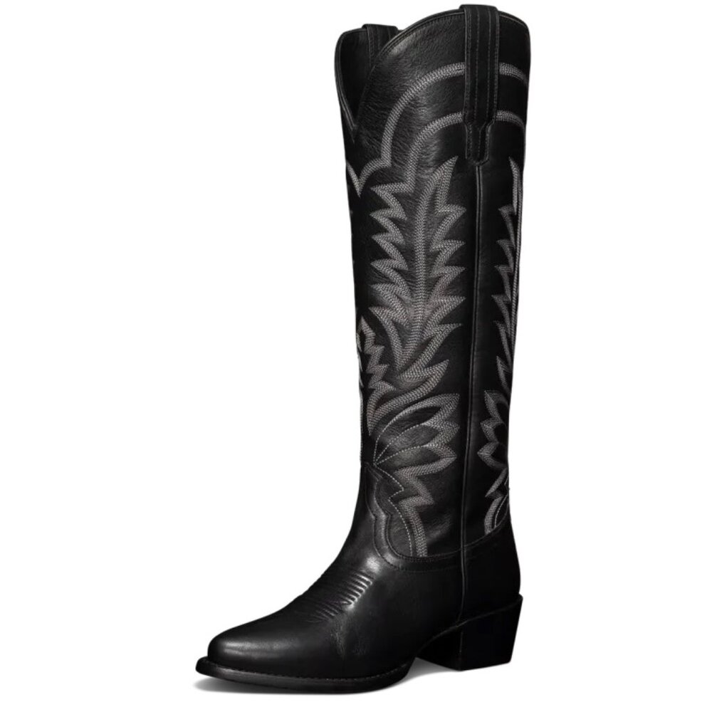 Tecovas Abby in Midnight Bovine Size 7.5B comes w/original box Like New!